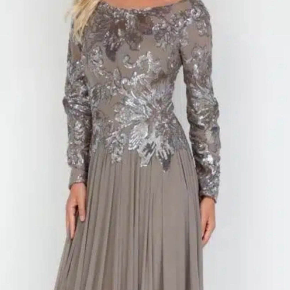 Mother of the Bride Maxi with Sequin Mesh Bodice- 231M0355 Size 12 NEW! - Picture 3 of 3